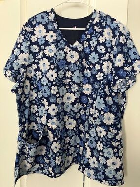 Floral V-Neck Women’s Scrub Top in Navy and Light Blue